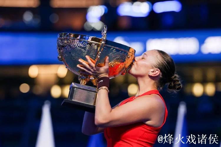 阿尼西莫娃2-1诺斯科娃 生涯首夺中网女单冠军 阿尼西莫娃2-1诺斯科娃 生涯首夺中网女单冠军