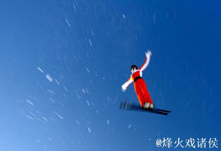 喜获佳绩保持冷静 中国空中技巧队备战米兰 喜获佳绩保持冷静 中国空中技巧队备战米兰